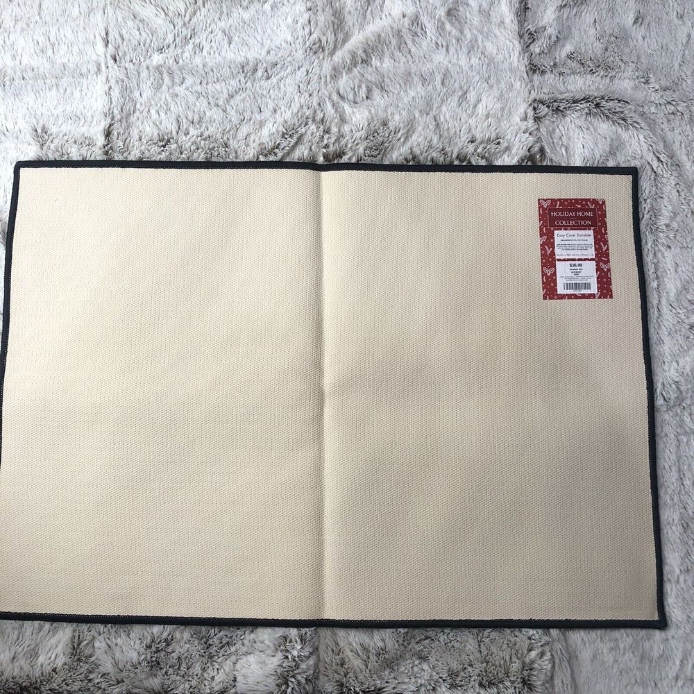 New Christmas Rug - Picture 3 of 7